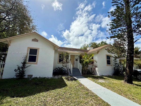 684 NE 83rd Ter, Miami, FL 33138