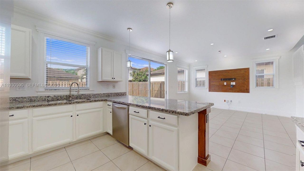 25324 SW 119th Ave, Homestead, FL 33032 Photo