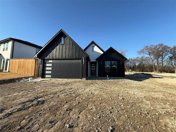 5803 Plum Dale Road, Dallas, TX 75241