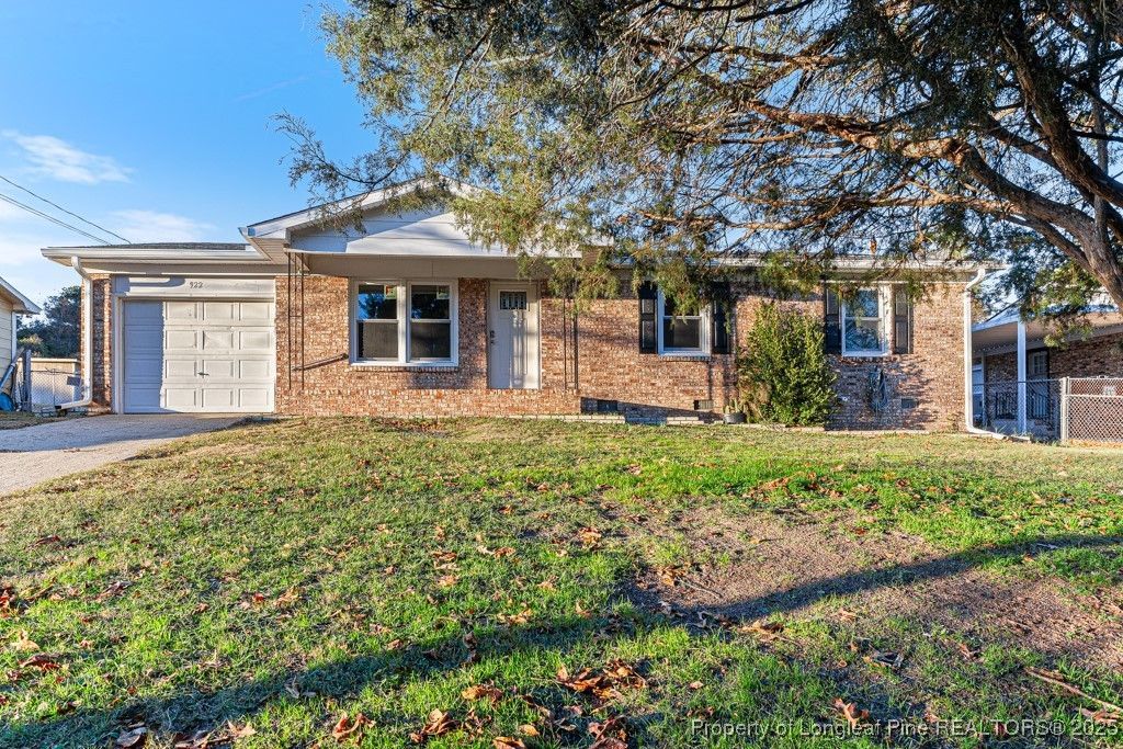 922 Rancho Drive, Fayetteville, NC 28303 Main Photo