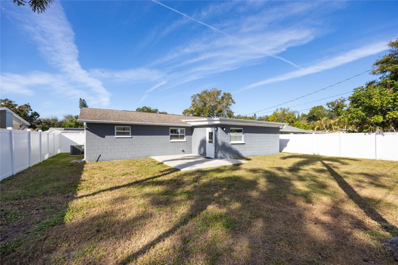 9203 51st Street N, Pinellas Park, FL 33782 Photo