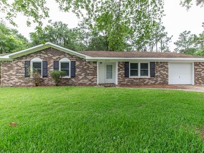 212 Farmhill Drive, Summerville, SC 29483