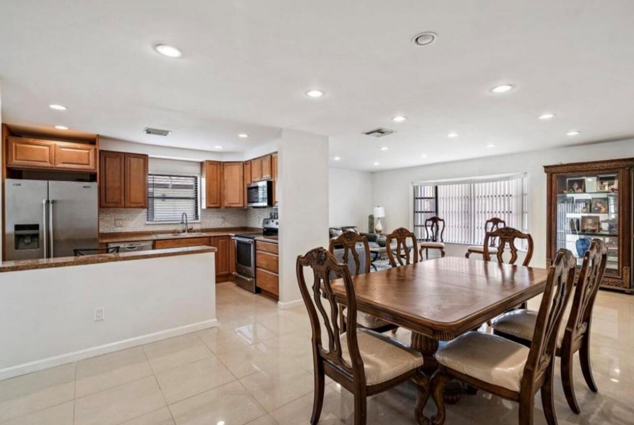 6089 Glentree Lane, Greenacres, FL 33463 Photo