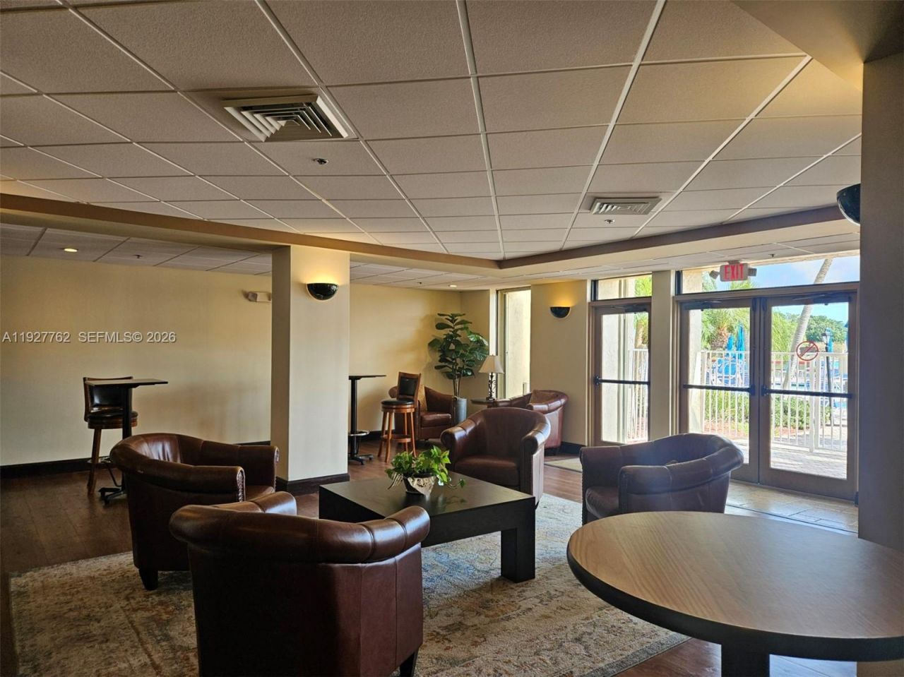 9450 Poinciana Pl, Unit 103, Davie, FL 33324 Photo