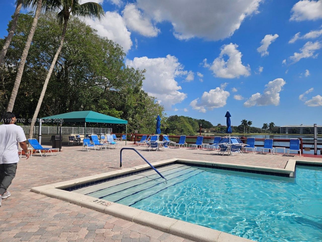 9450 Poinciana Pl, Unit 103, Davie, FL 33324 Photo