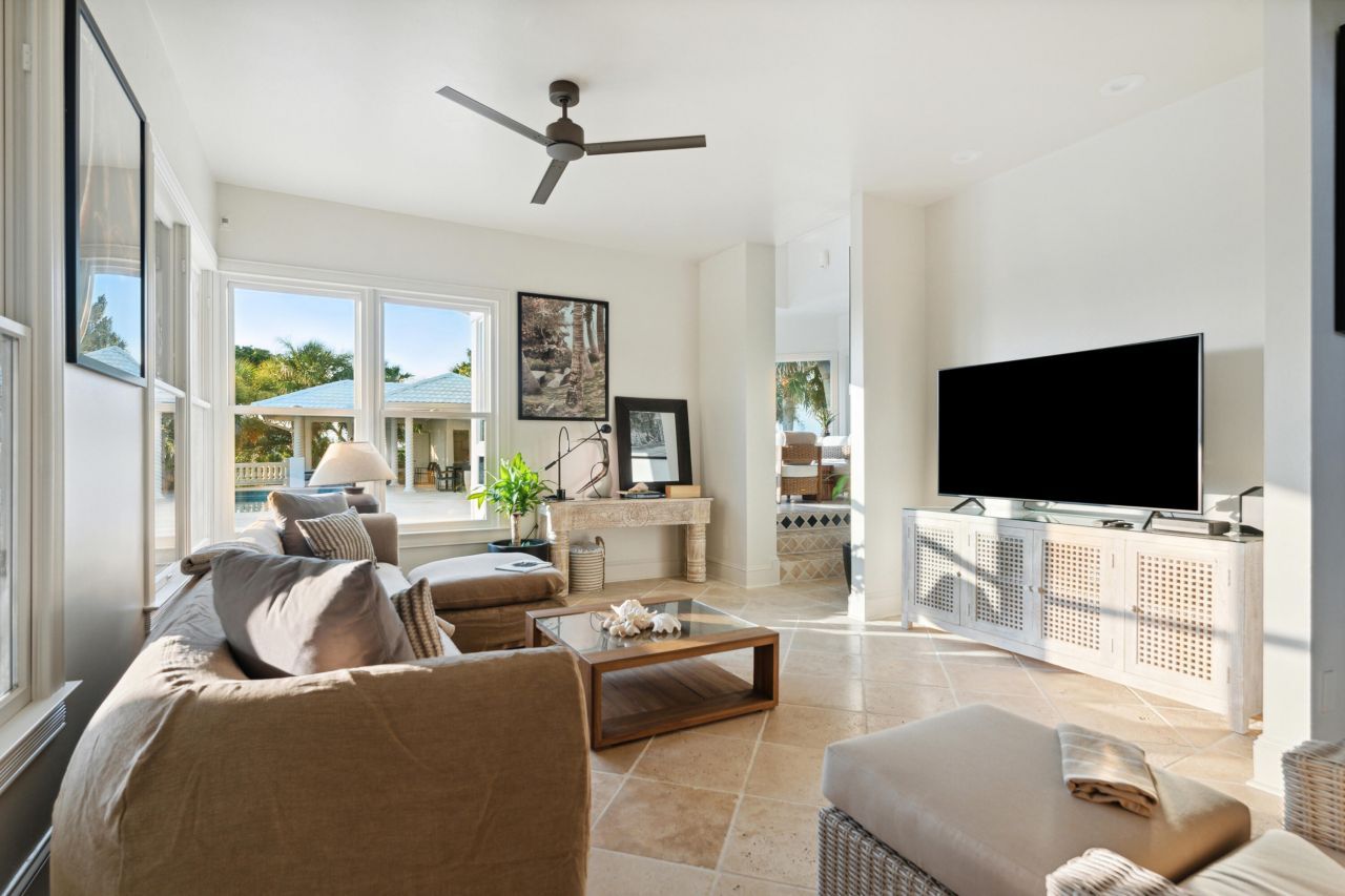 61 Ocean Point Drive Photo 10