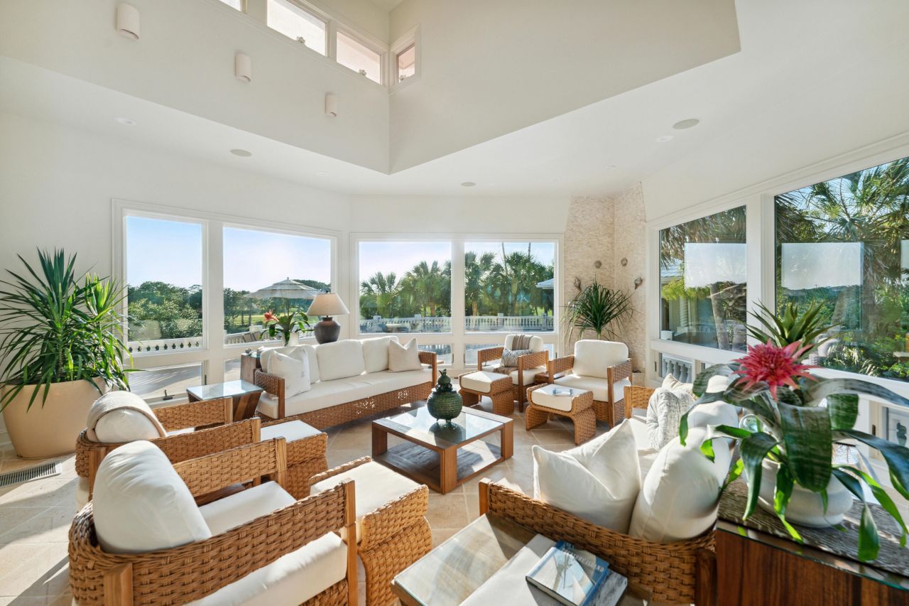 61 Ocean Point Drive Photo 11