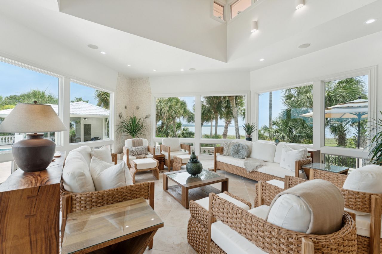 61 Ocean Point Drive Photo 14