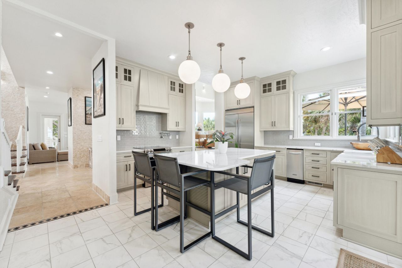 61 Ocean Point Drive Photo 16