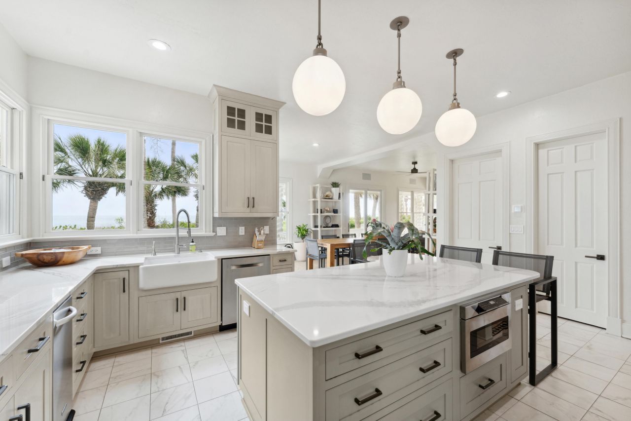 61 Ocean Point Drive Photo 18