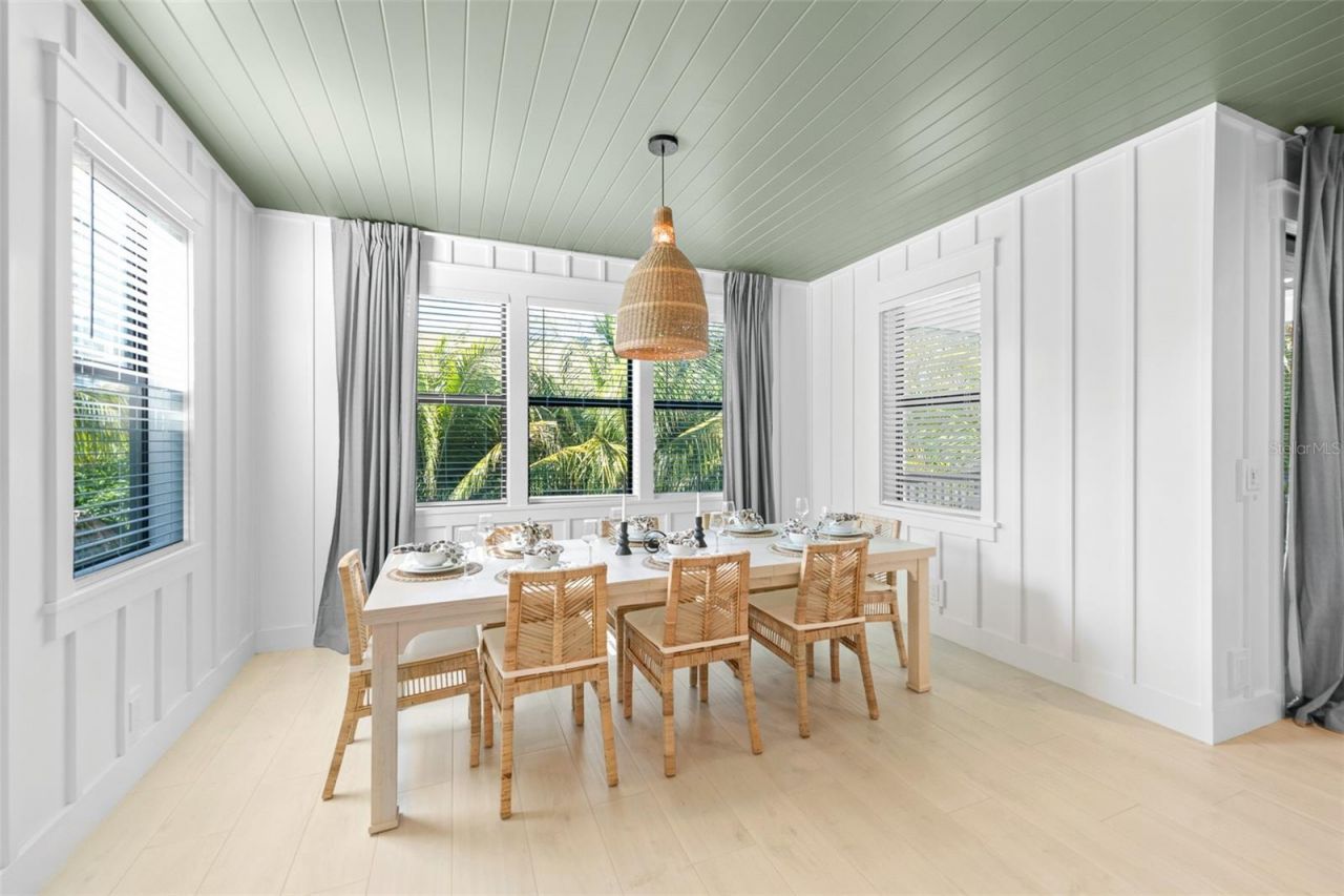 211 Grant Drive, Sarasota, FL 34236 Photo