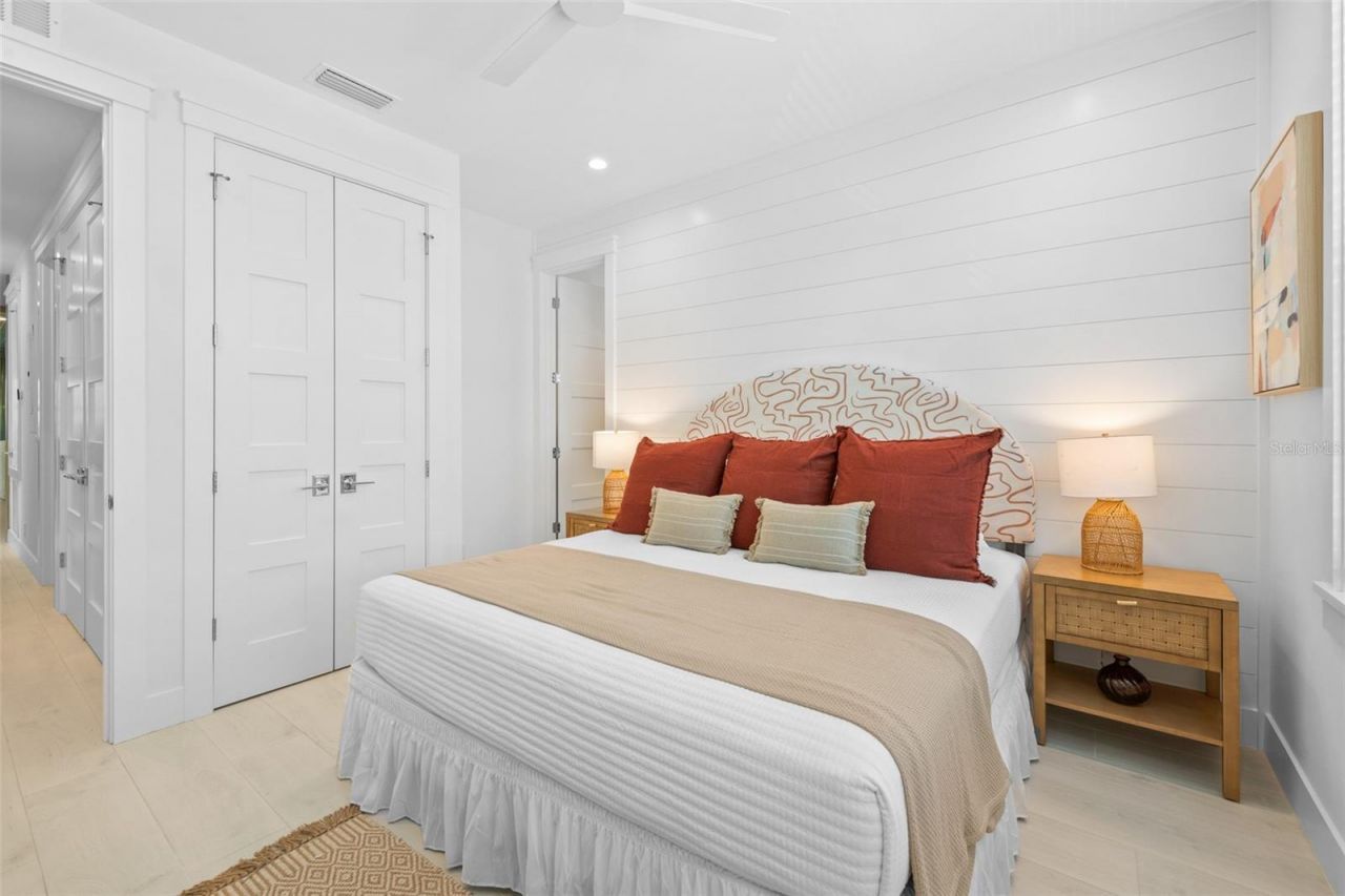 211 Grant Drive, Sarasota, FL 34236 Photo