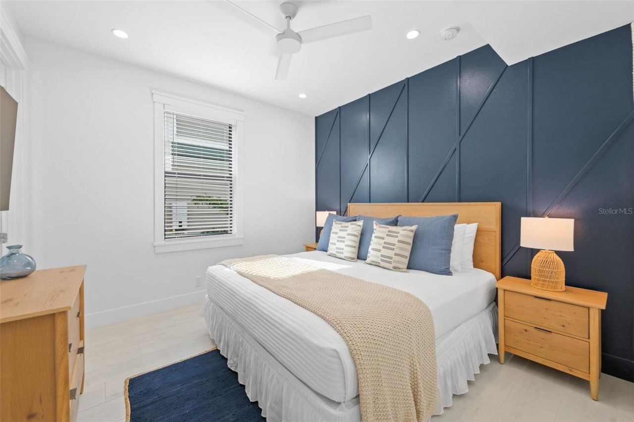 211 Grant Drive, Sarasota, FL 34236 Photo