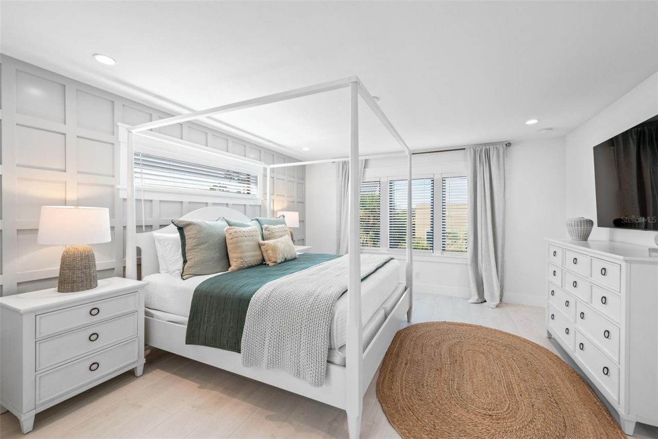 211 Grant Drive, Sarasota, FL 34236 Photo