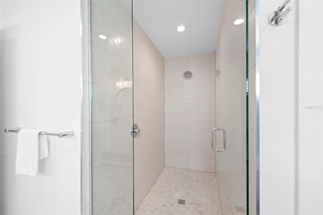 211 Grant Drive, Sarasota, FL 34236 Photo