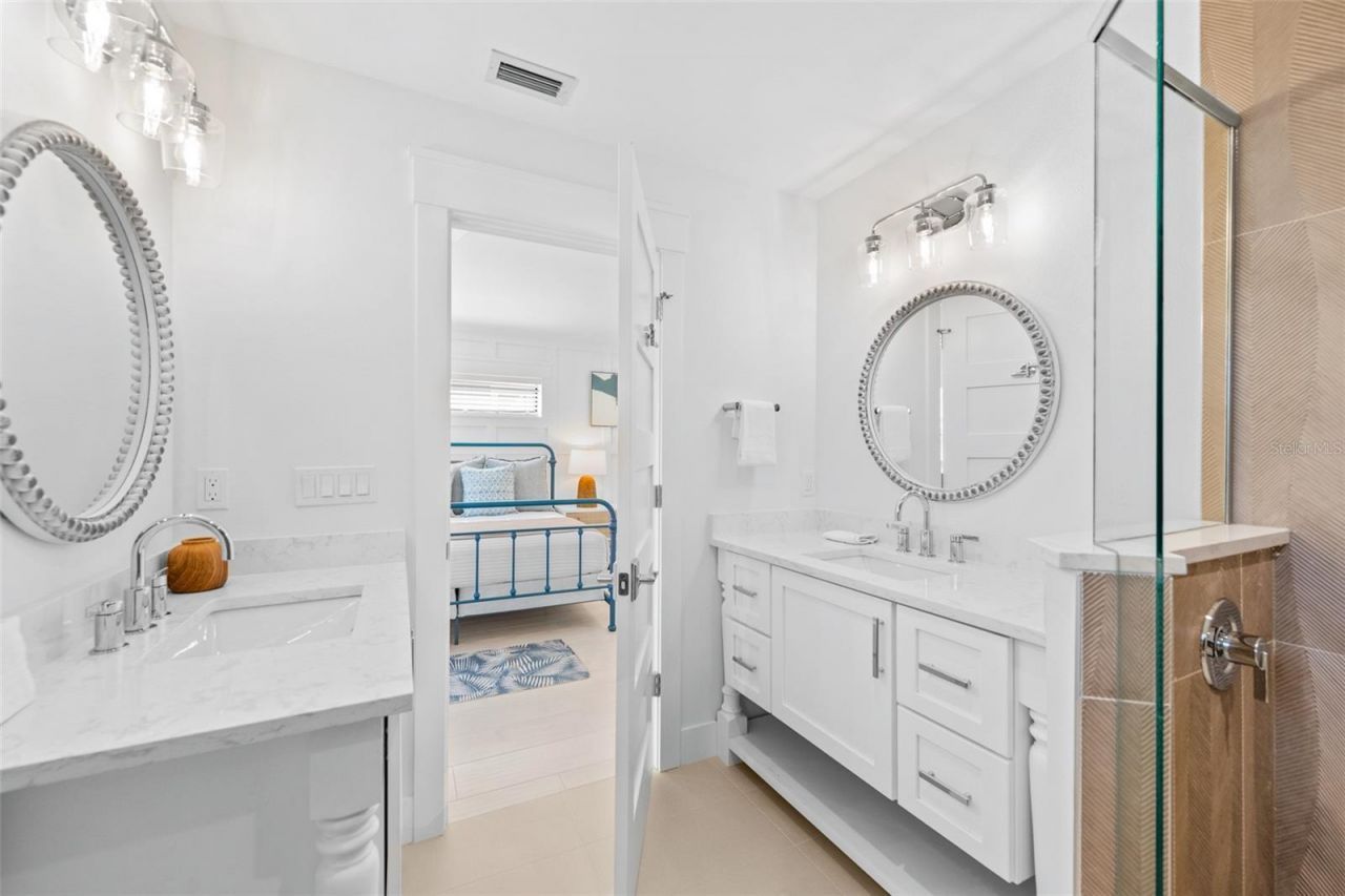 211 Grant Drive, Sarasota, FL 34236 Photo