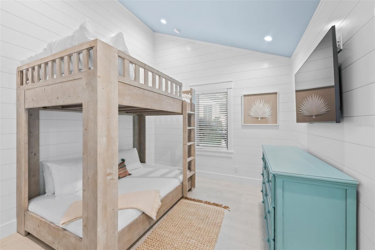 211 Grant Drive, Sarasota, FL 34236 Photo