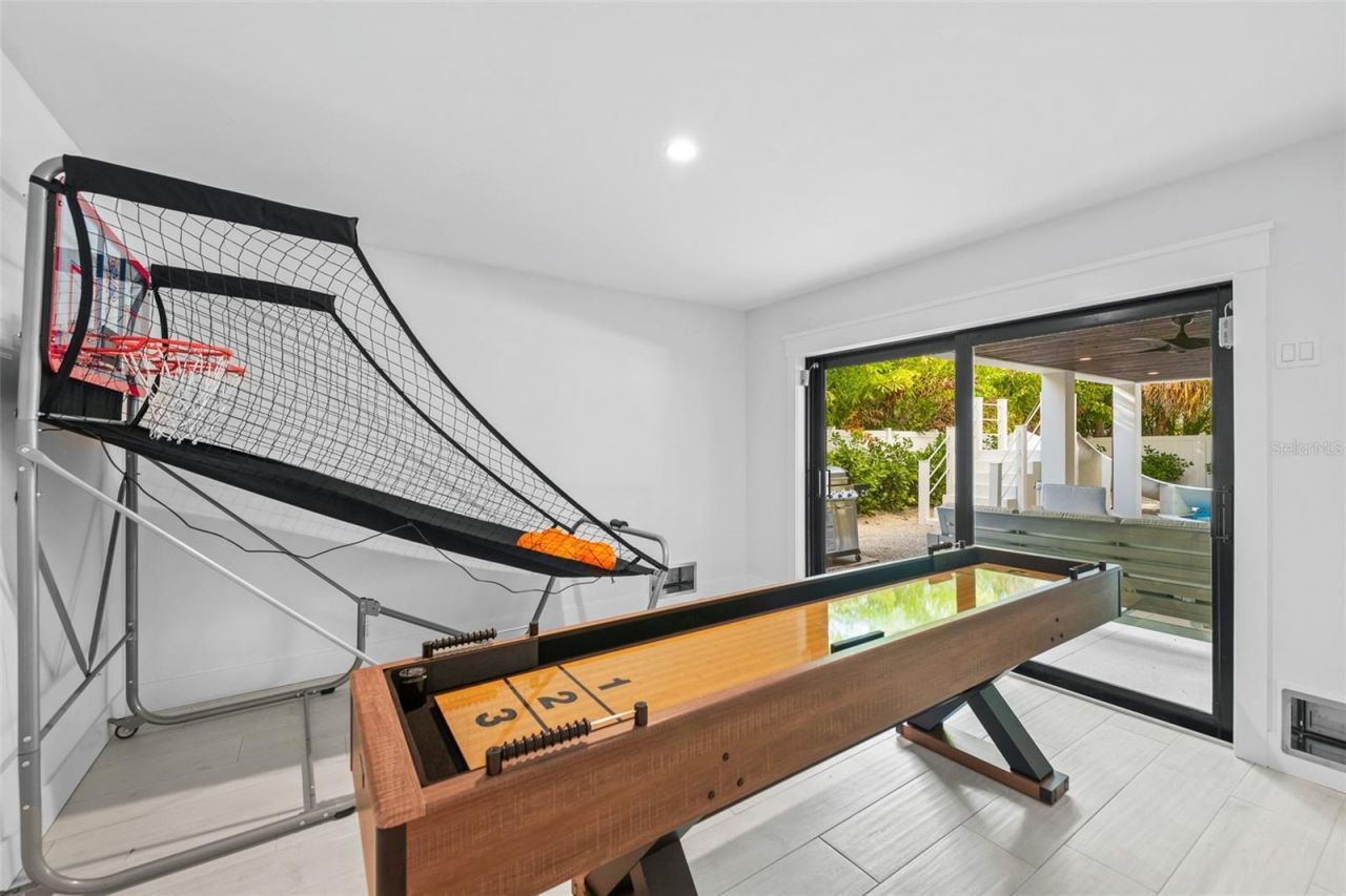 211 Grant Drive, Sarasota, FL 34236 Photo