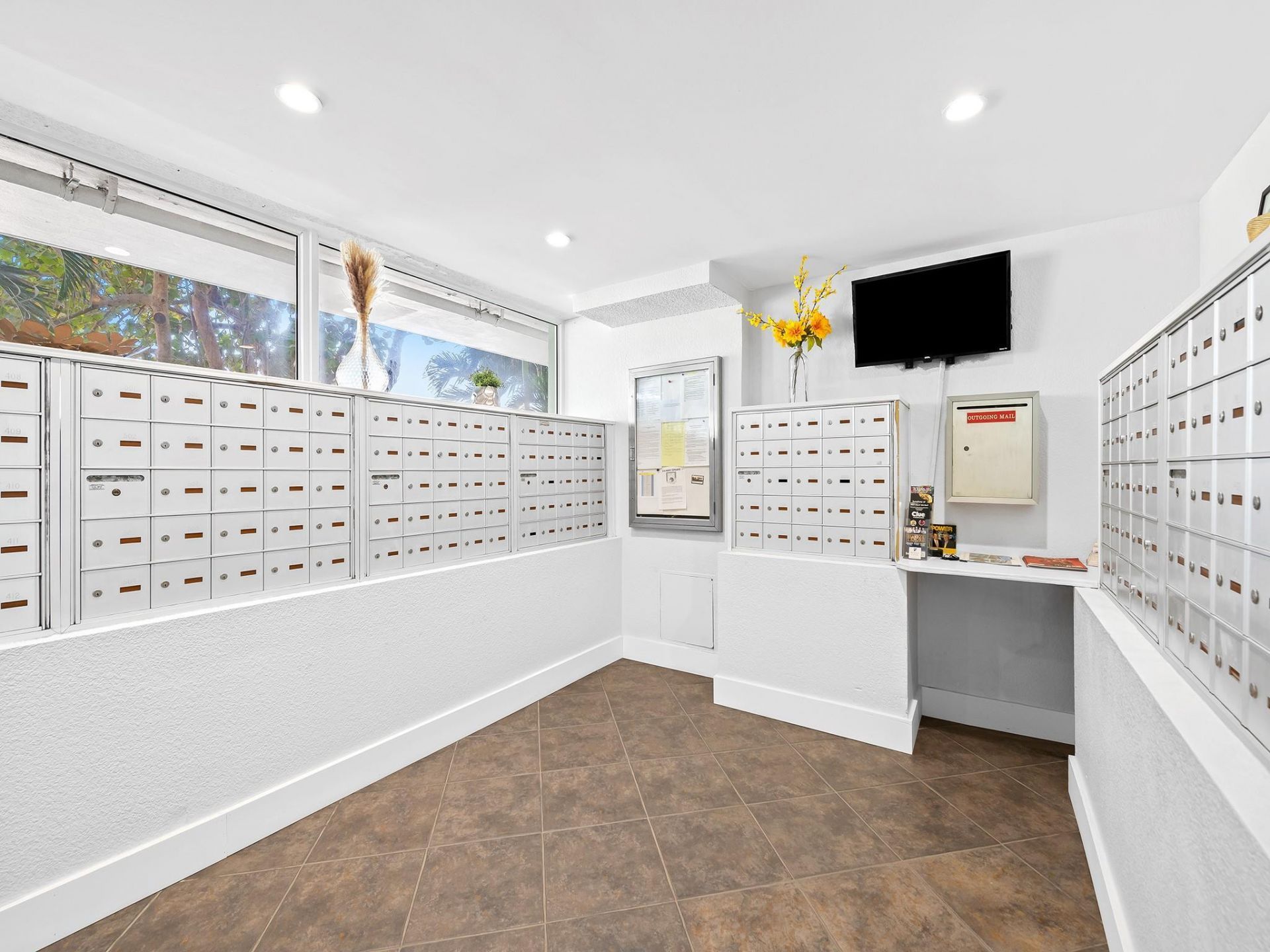 1900 S Ocean Drive, Unit 210, Fort Lauderdale, FL 33316 Photo