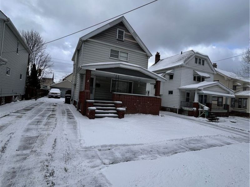 4248 W 49th Street, Cleveland, OH 44144 Photo 2