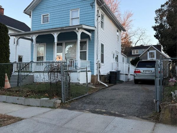 53 Valentine Street, Glen Cove, NY 11542