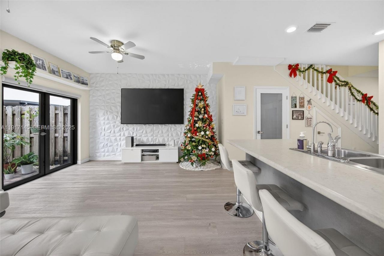 11527 SW 248th Ln, Homestead, FL 33032 Photo