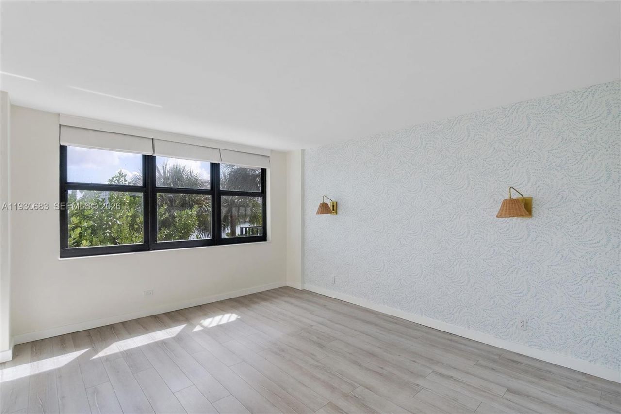 10101 E Bay Harbor Dr, Unit 206, Bay Harbor Islands, FL 33154 Photo