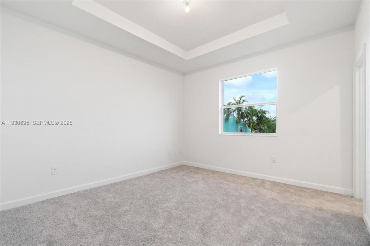 1870 SE 26th Ter, Homestead, FL 33035 Photo