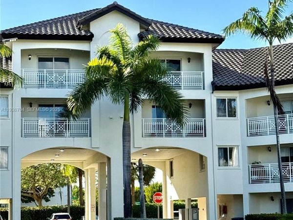 8851 NW 112th Ave, Unit 211, Doral, FL 33178