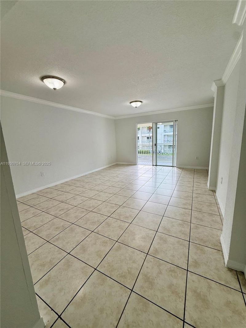 8851 NW 112th Ave, Unit 211, Doral, FL 33178 Photo