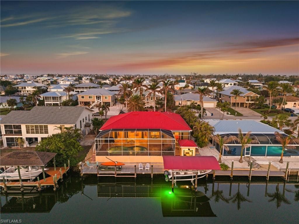 2372 Sapodilla Ln, Saint James City, FL 33956 Photo