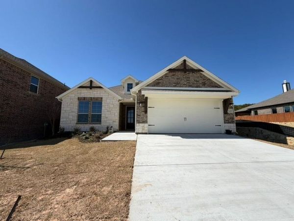 549 Waterford Park Boulevard, Weatherford, TX 76087
