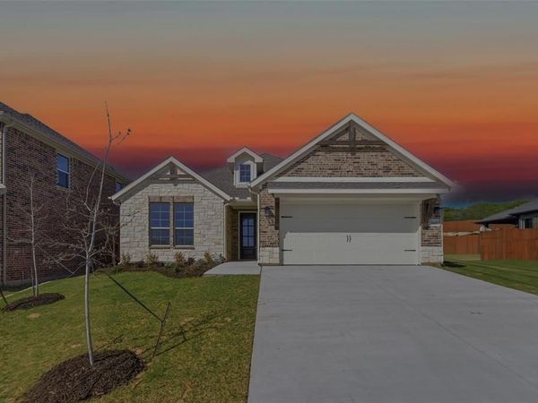 549 Waterford Park Boulevard, Weatherford, TX 76087