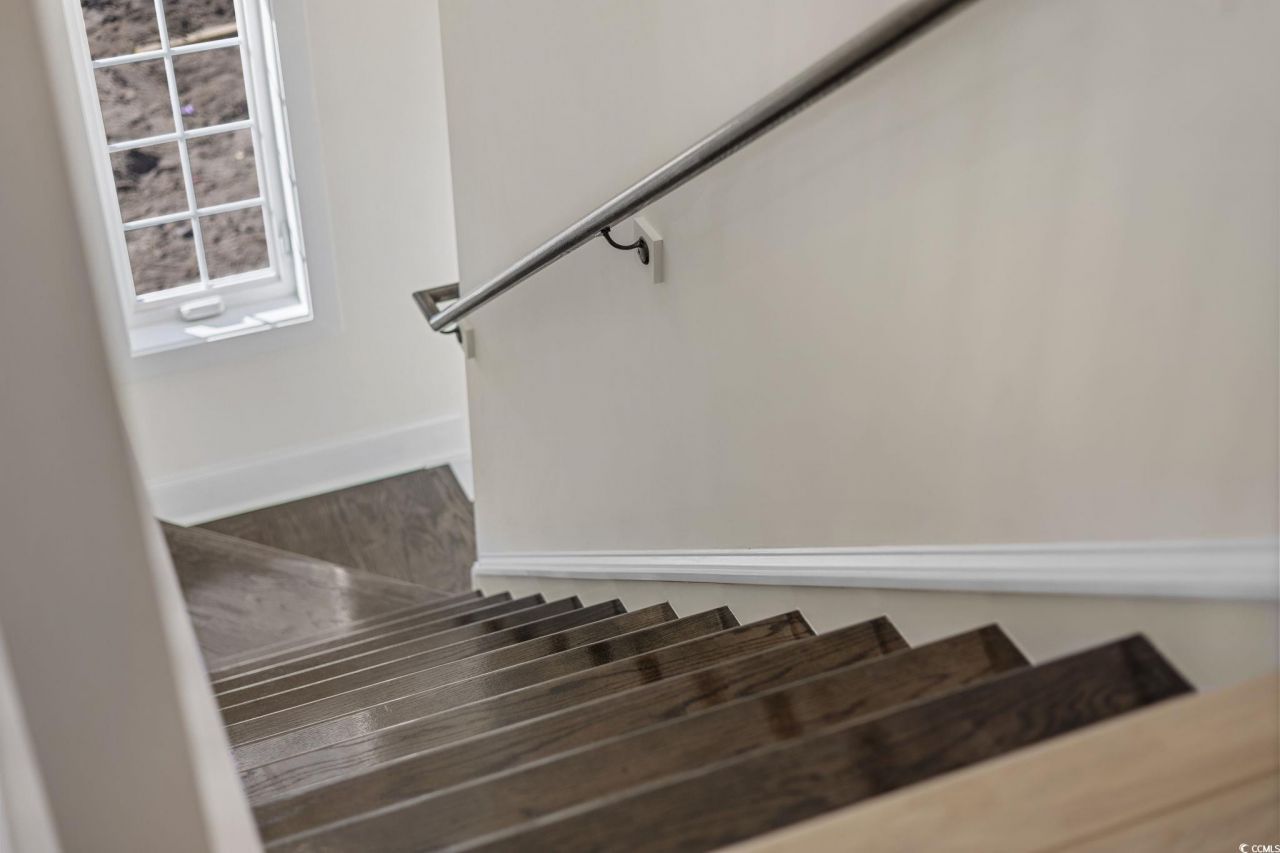 976 Farrow Pkwy. Photo 14