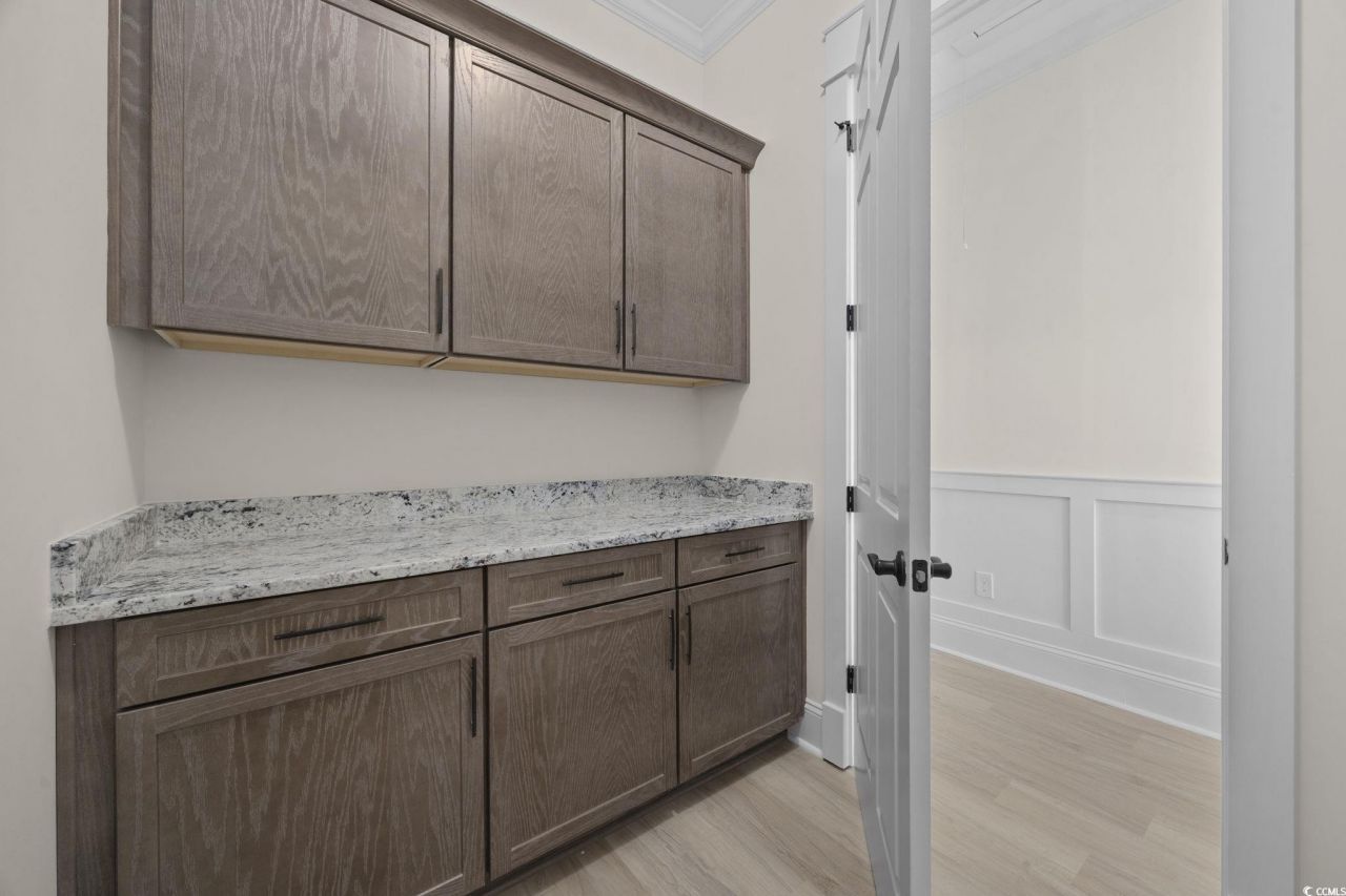 976 Farrow Pkwy. Photo 26