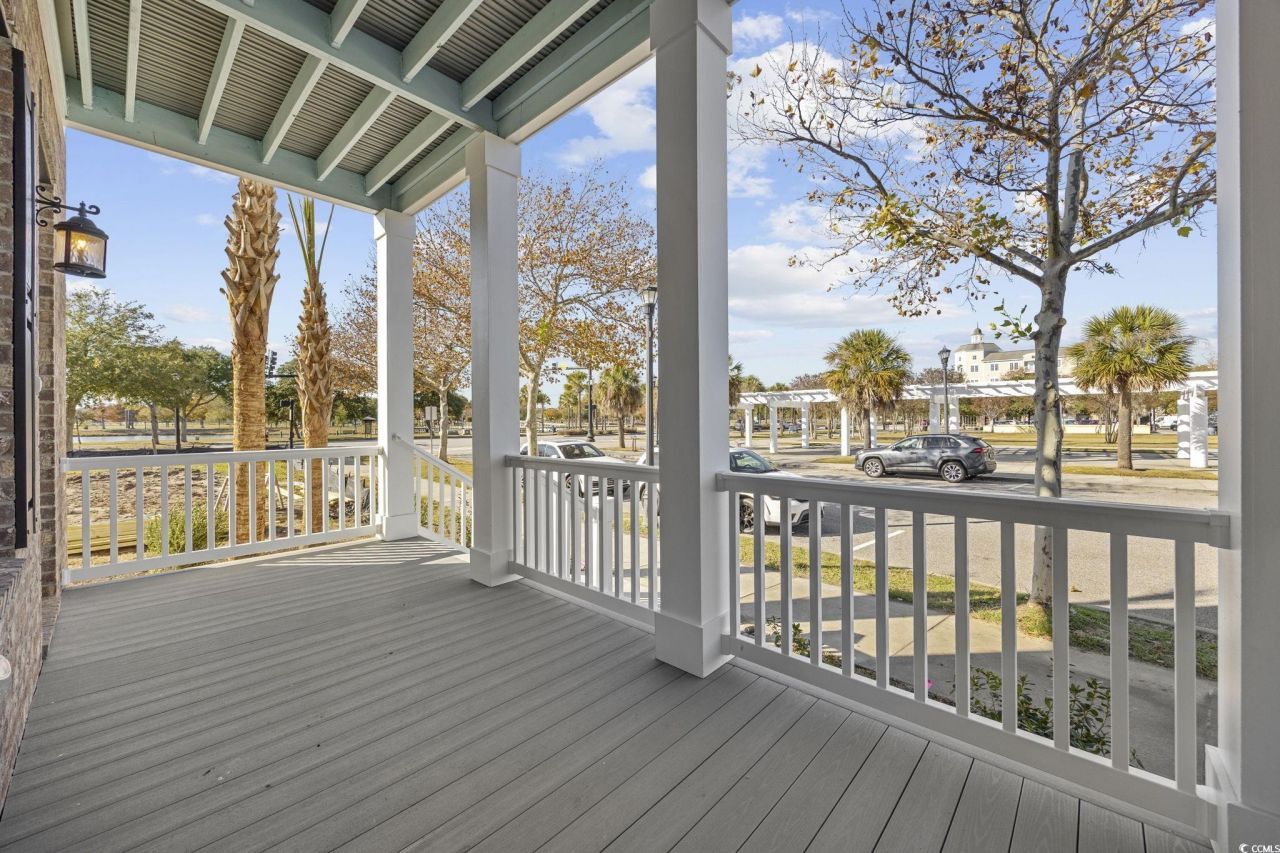 976 Farrow Pkwy. Photo 30