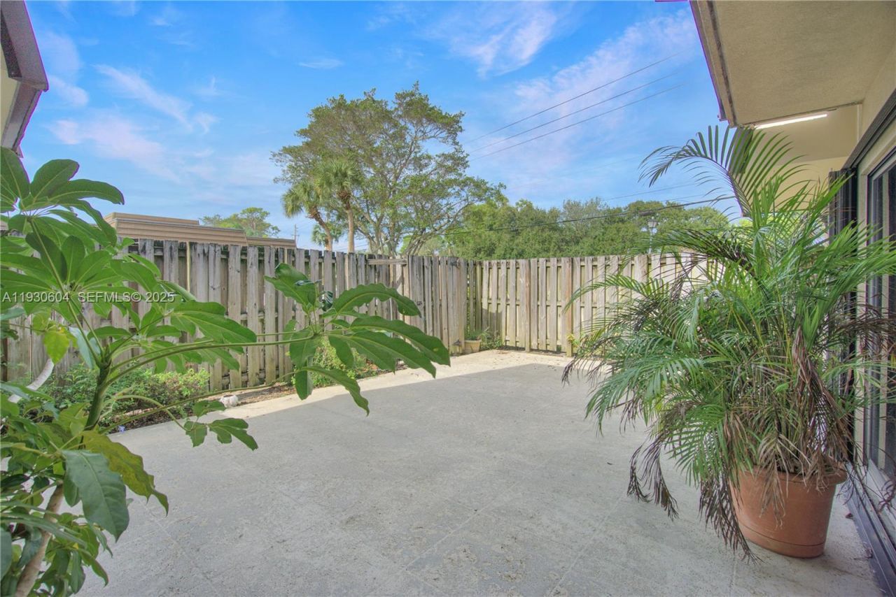 1515 15th Ct, Palm Beach Gardens, FL 33410 Photo