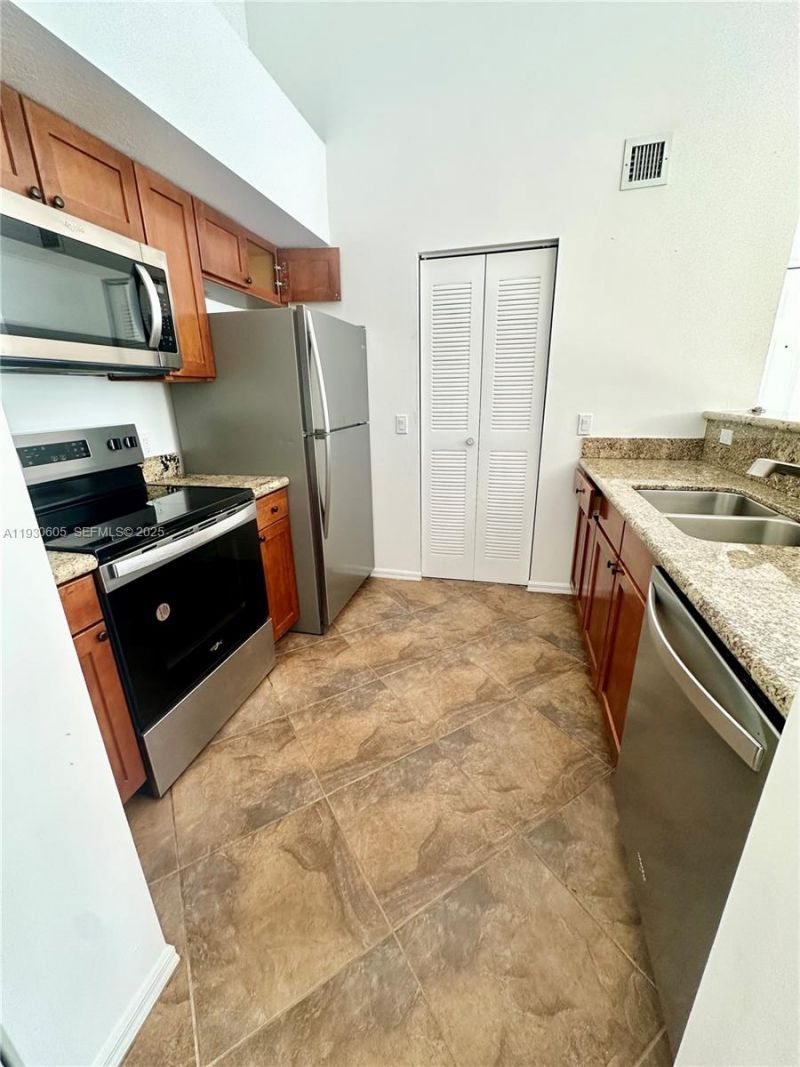 4190 San Marino Blvd, Unit 303, West Palm Beach, FL 33409 Photo