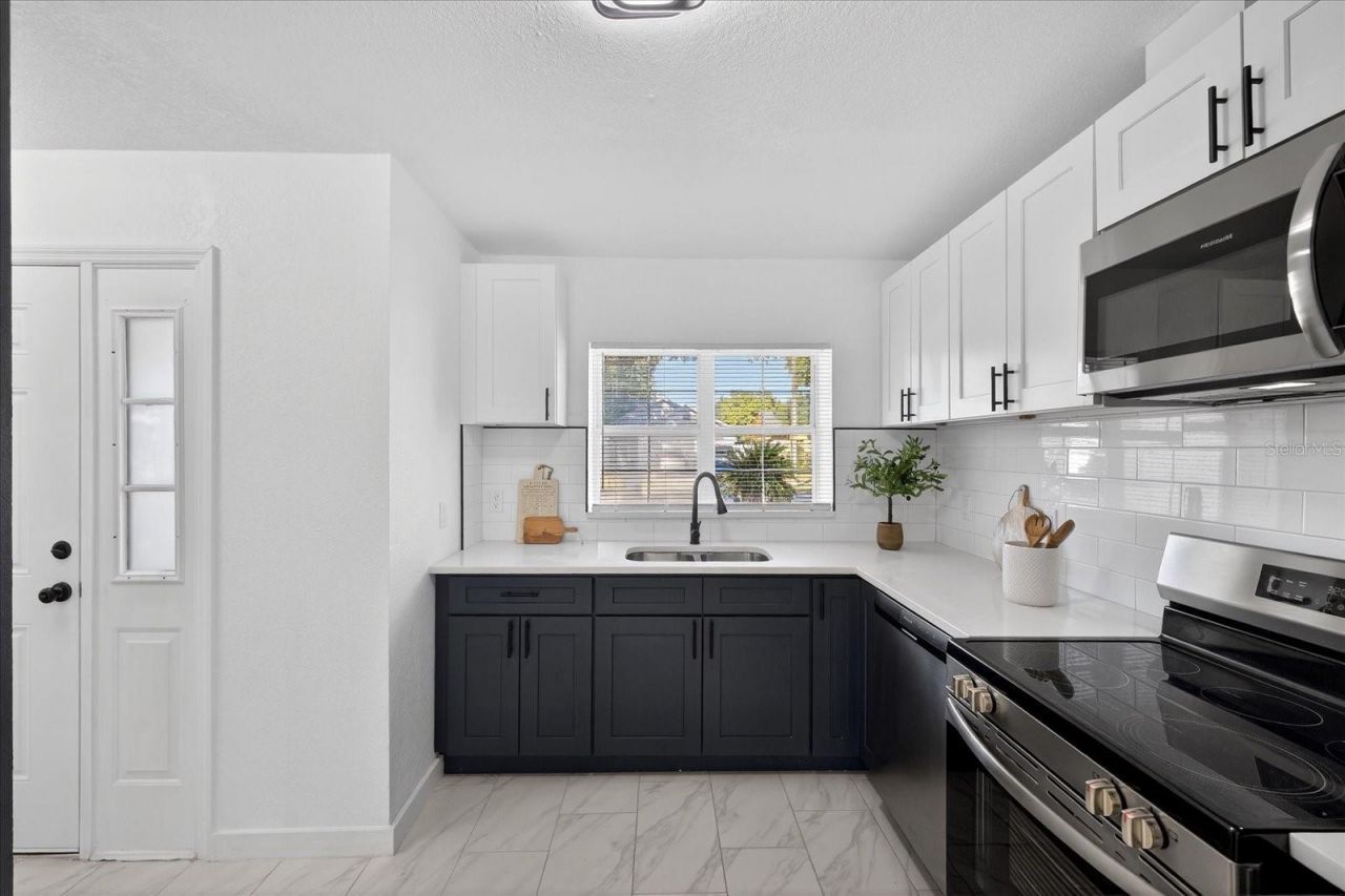 7819 Chaperon Court, Tampa, FL 33637 Photo