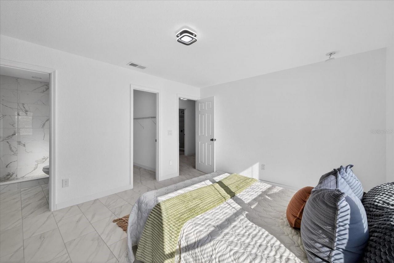 7819 Chaperon Court, Tampa, FL 33637 Photo