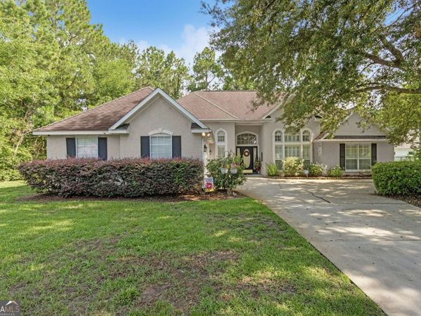 203 Cumberland Drive, Kingsland, GA 31548