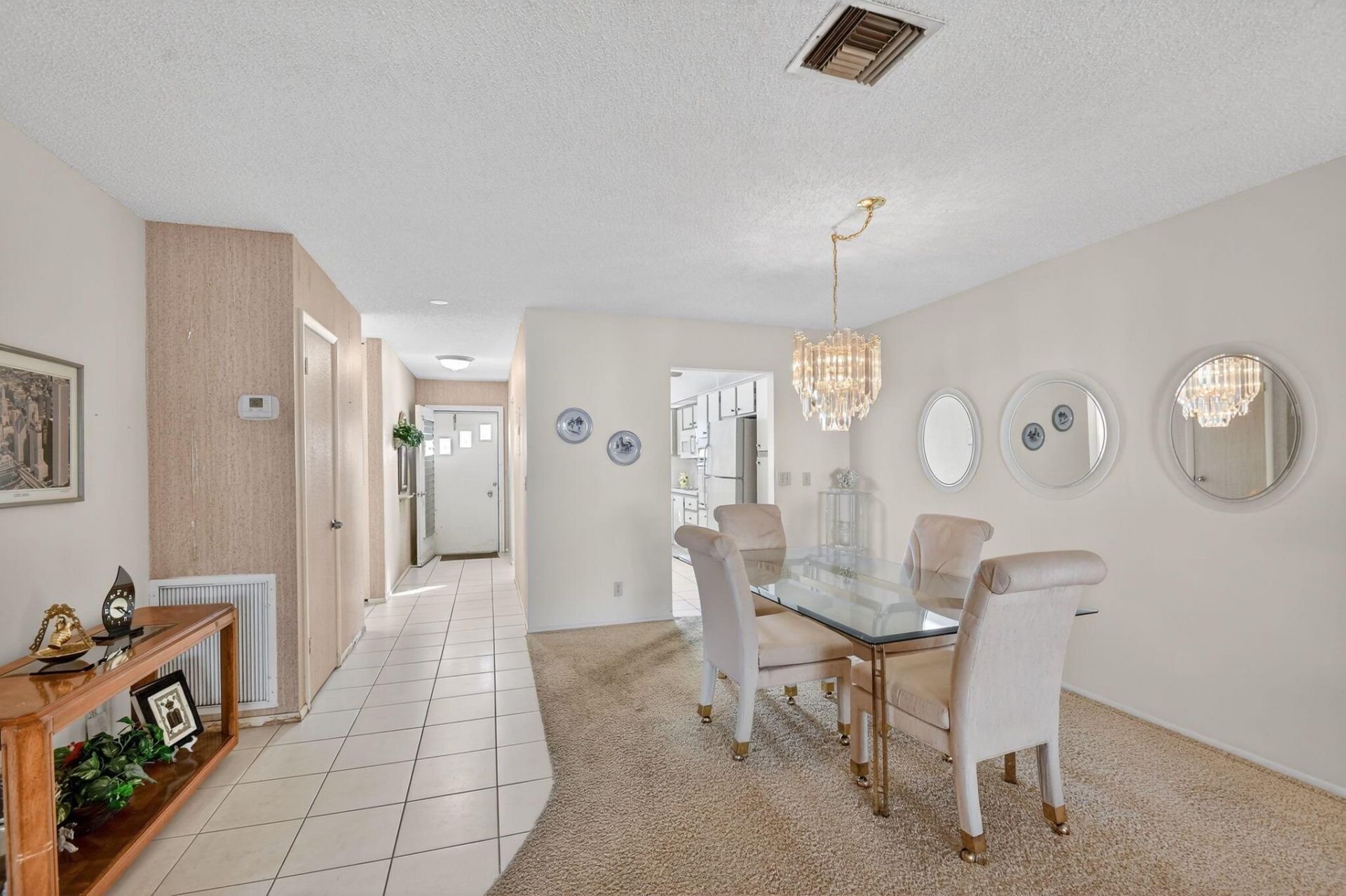2638 Gately Drive E, Unit 90, West Palm Beach, FL 33415 Photo