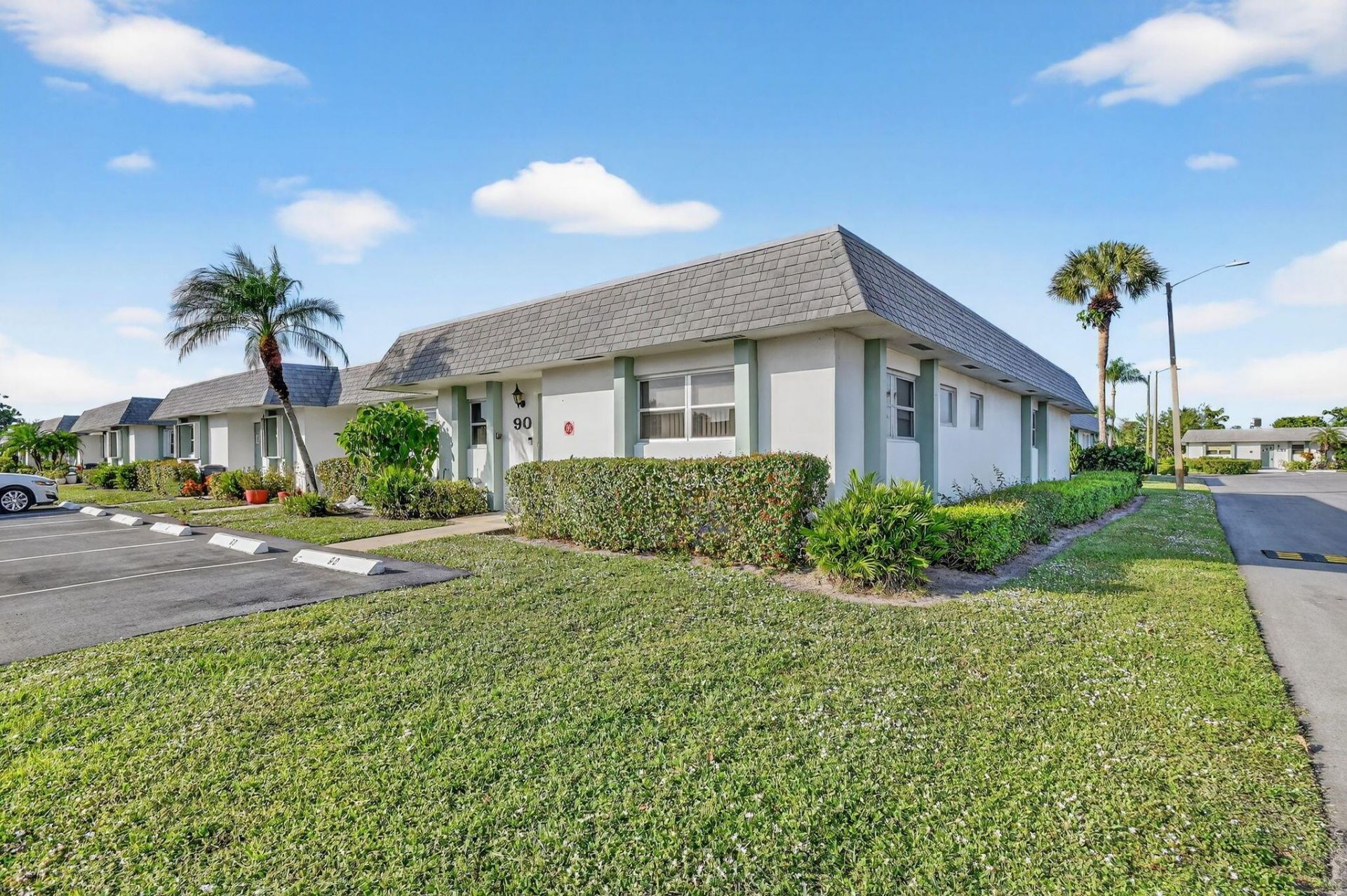 2638 Gately Drive E, Unit 90, West Palm Beach, FL 33415 Photo