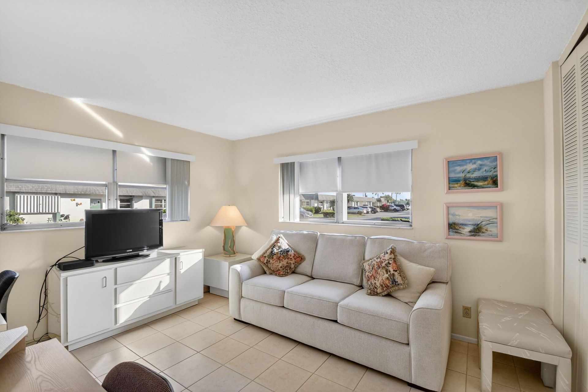 2638 Gately Drive E, Unit 90, West Palm Beach, FL 33415 Photo