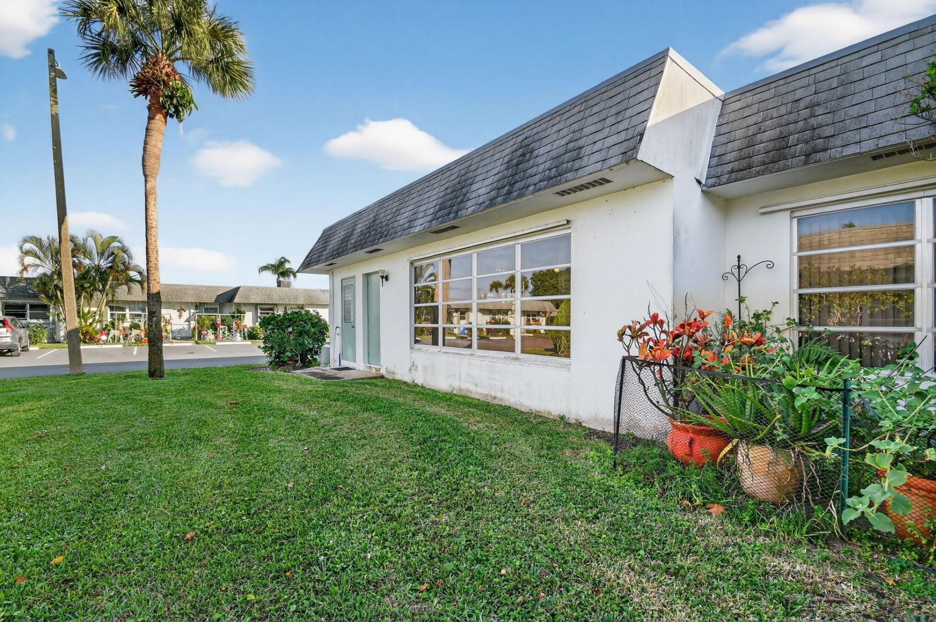 2638 Gately Drive E, Unit 90, West Palm Beach, FL 33415 Photo