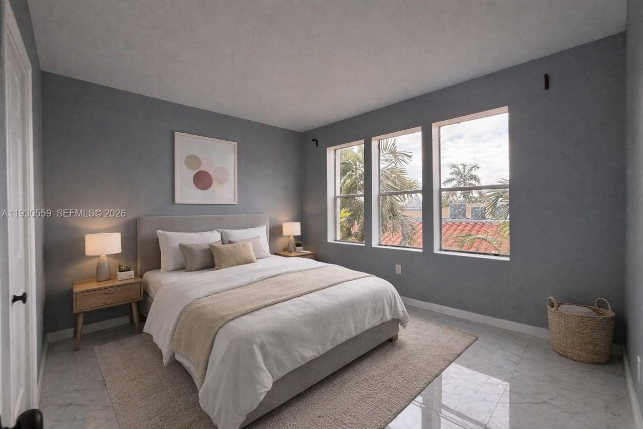 1027 Pennsylvania Ave, Unit 302, Miami Beach, FL 33139 Photo