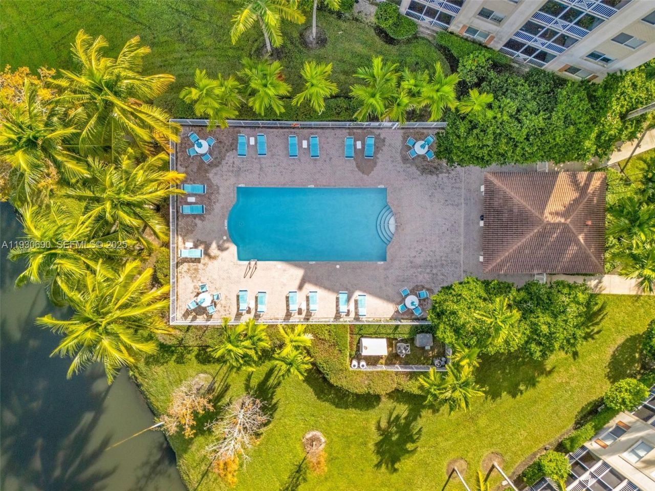 3600 Oaks Clubhouse Dr , Unit 103, Pompano Beach, FL 33069 Photo