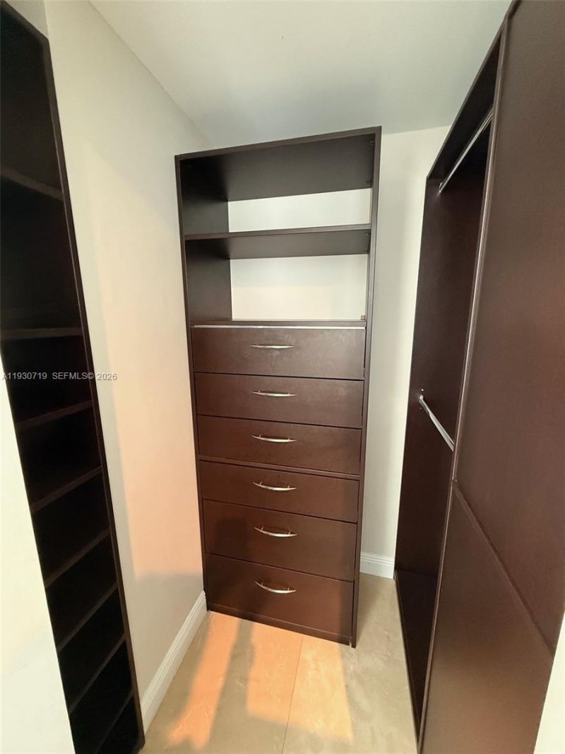 480 NE 30th St, Unit 1505, Miami, FL 33137 Photo