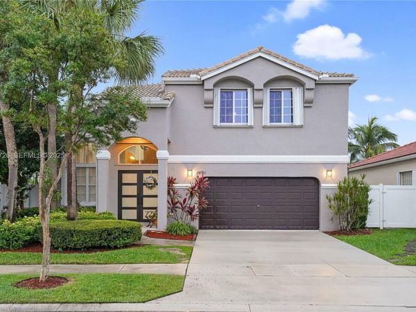1491 NW 159th Ave, Pembroke Pines, FL 33028