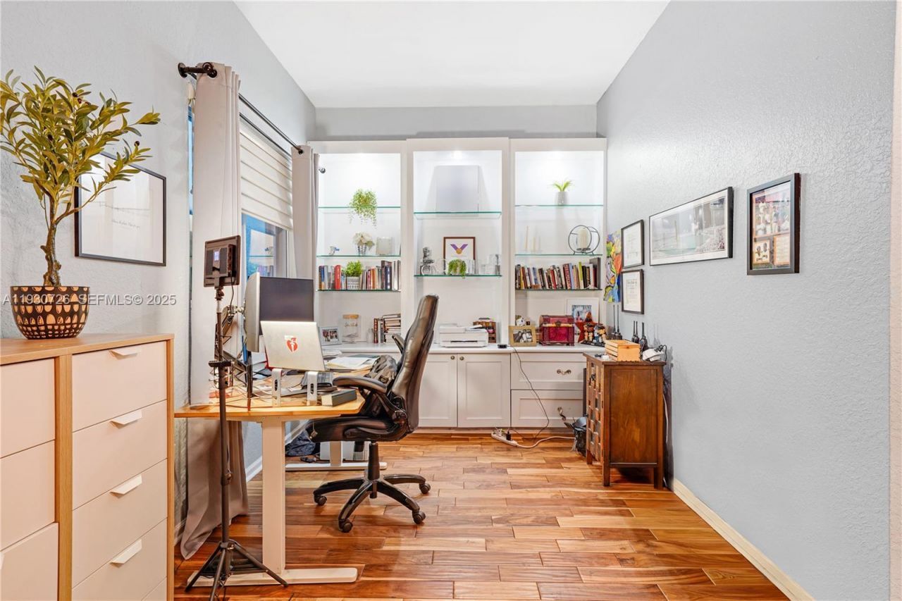 1491 NW 159th Ave, Pembroke Pines, FL 33028 Photo